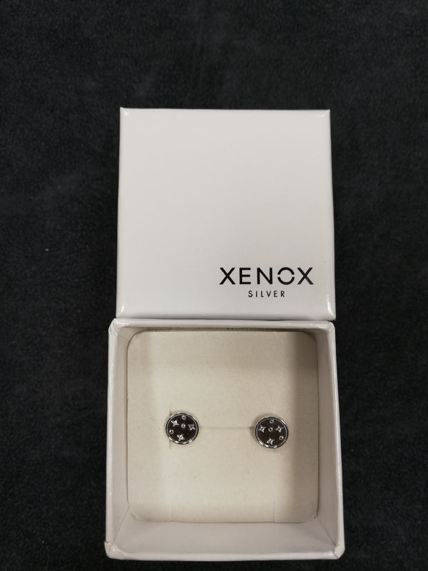 Xenox XS1528